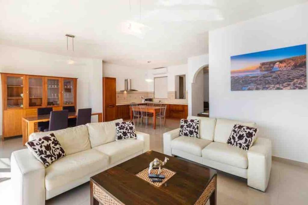 Apartment Spectacular Sea View In The Heart Of *