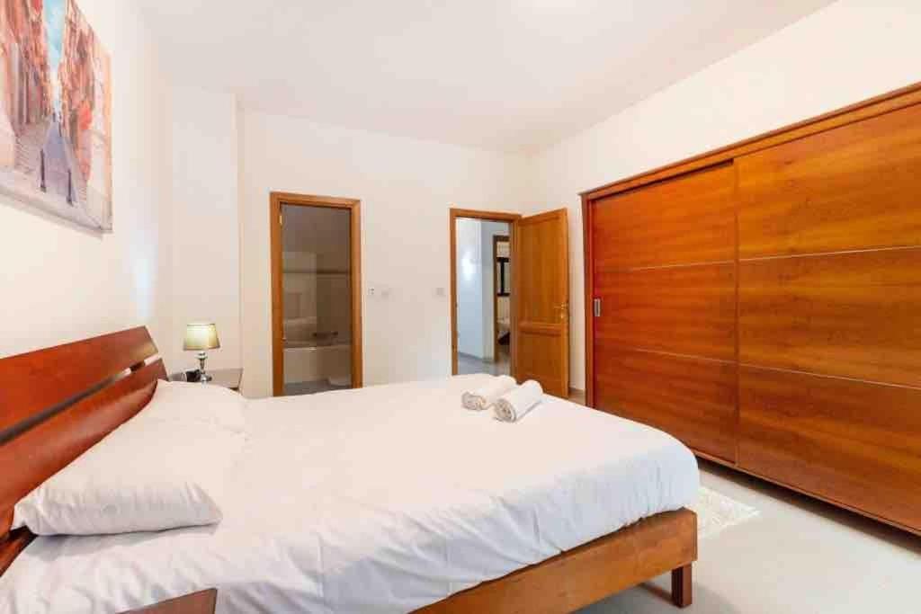 Spectacular Sea View In The Heart Of Appartement *