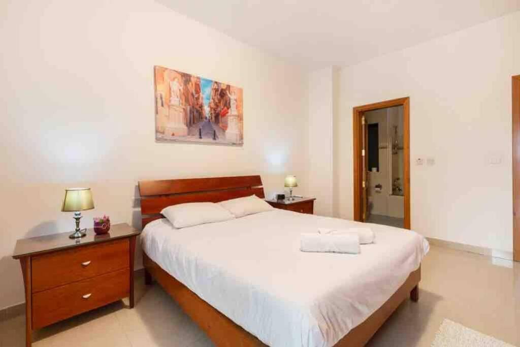 Spectacular Sea View In The Heart Of Appartement